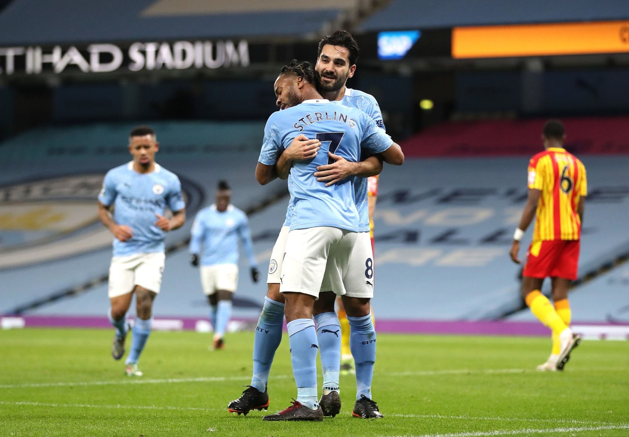 住机会由孙 住机会由孙